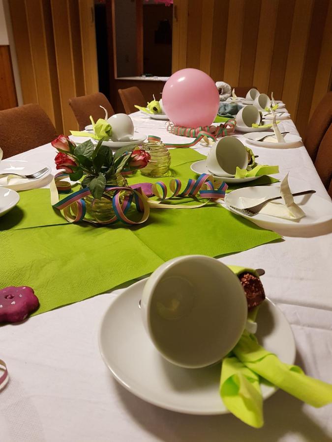 הוסטל Grosshartmannsdorf Teichcamp מראה חיצוני תמונה